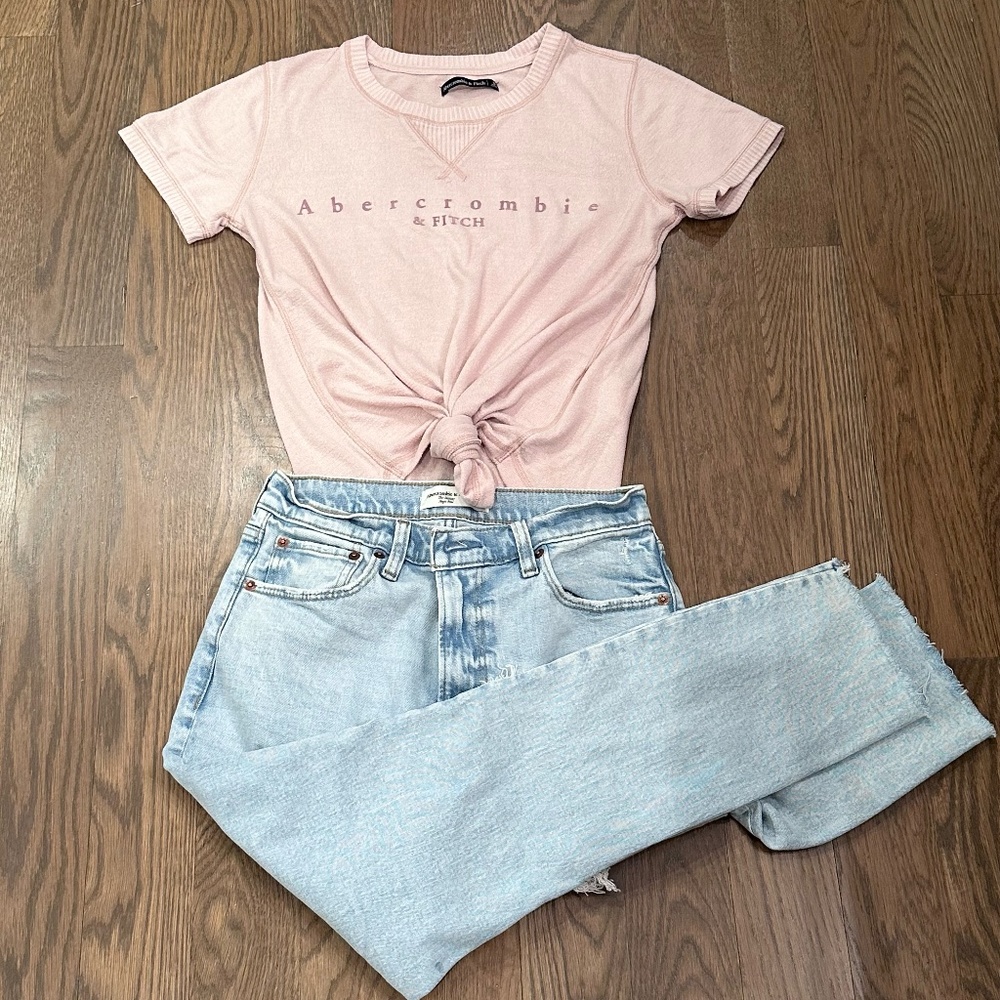 Womens Abercrombie Soft T-shirt - Picture 1 of 8